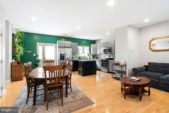 650 N 8TH ST, Philadelphia, PA 19123