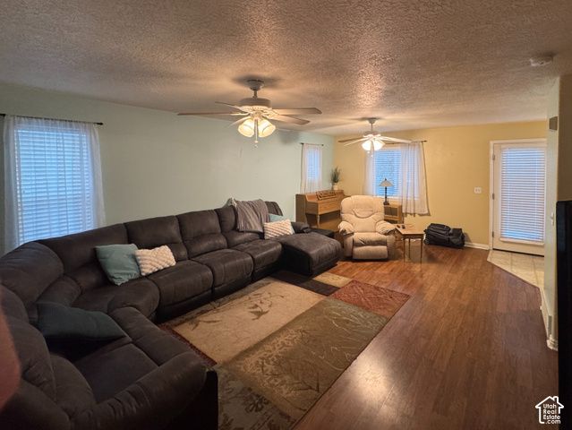 7598 N PARK ST, Eagle Mountain, UT 84005