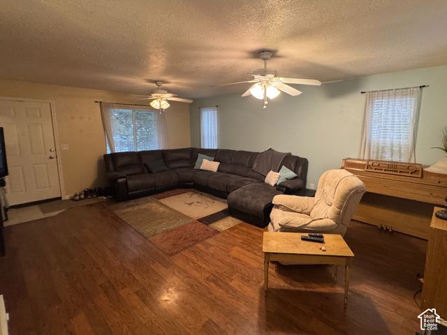 7598 N PARK ST, Eagle Mountain, UT 84005
