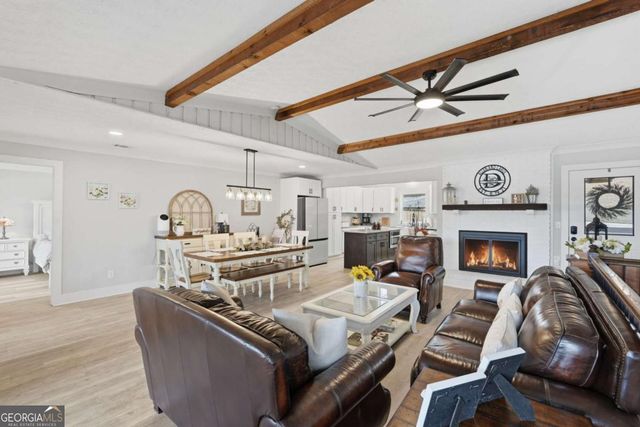 214 Sugar Cane Drive, Hartwell, GA 30643