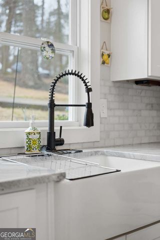 214 Sugar Cane Drive, Hartwell, GA 30643