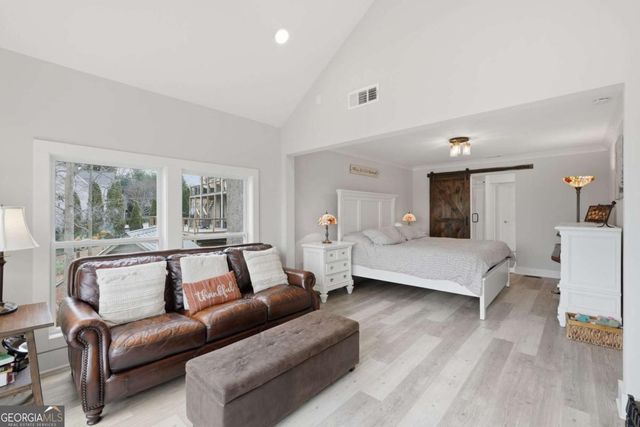 214 Sugar Cane Drive, Hartwell, GA 30643