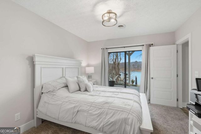 214 Sugar Cane Drive, Hartwell, GA 30643