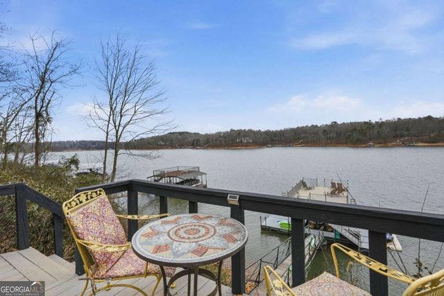 214 Sugar Cane Drive, Hartwell, GA 30643