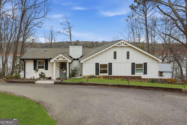 214 Sugar Cane Drive, Hartwell, GA 30643