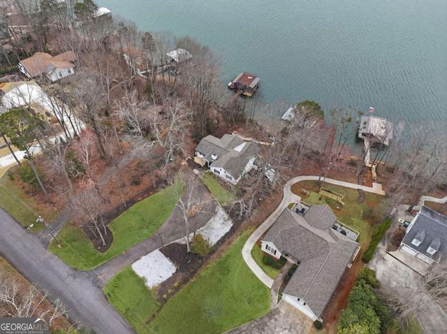 214 Sugar Cane Drive, Hartwell, GA 30643