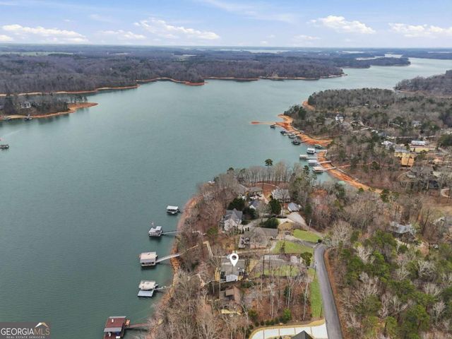 214 Sugar Cane Drive, Hartwell, GA 30643