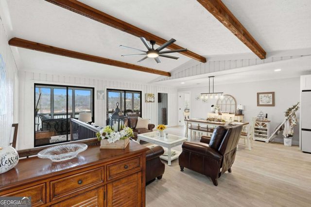 214 Sugar Cane Drive, Hartwell, GA 30643