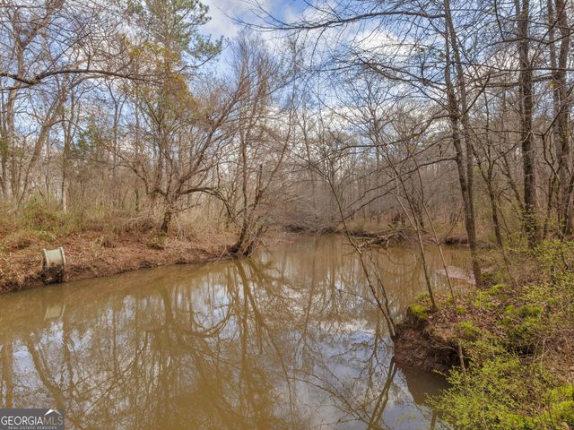 138 Lewis Road, Jackson, GA 30233