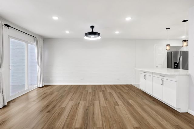 7 Briar Dale Court B, Houston, TX 77027