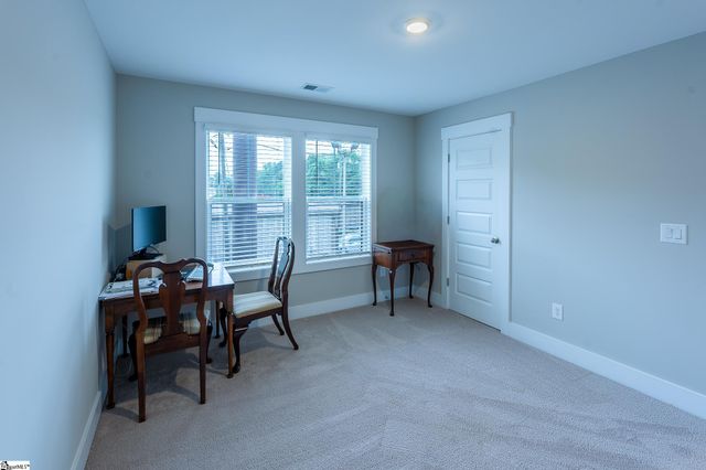 1192 N Pleasantburg Drive, Greenville, SC 29607