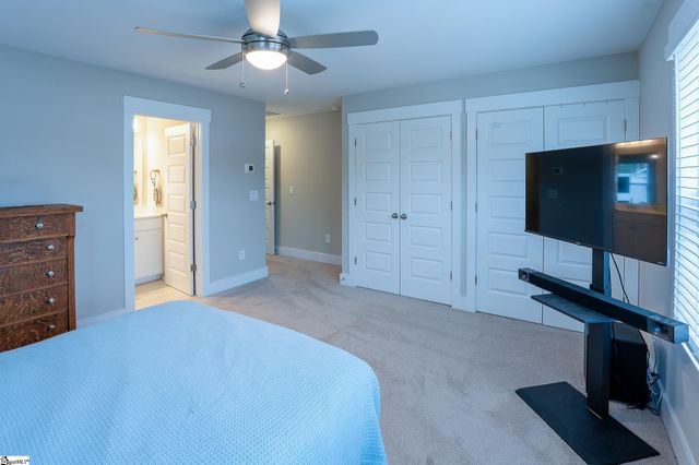 1192 N Pleasantburg Drive, Greenville, SC 29607