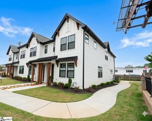 1192 N Pleasantburg Drive, Greenville, SC 29607