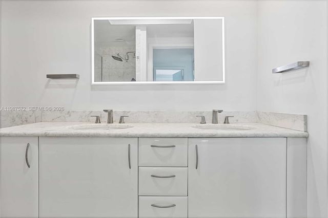 1331 Brickell Bay Dr 1606, Miami, FL 33131