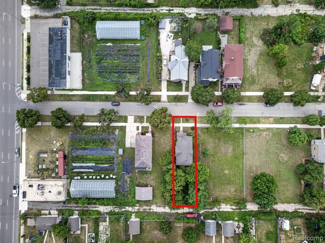 652 W Philadelphia Street, Detroit, MI 48202