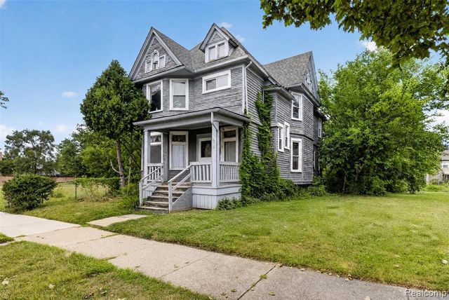 652 W Philadelphia Street, Detroit, MI 48202