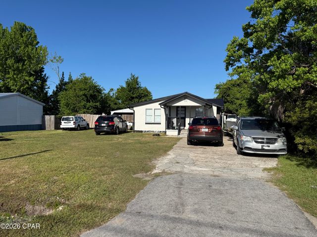 139 N Larry Drive, Panama City, FL 32404