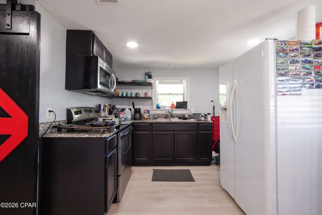 139 N Larry Drive, Panama City, FL 32404