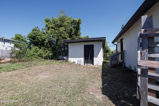 139 N Larry Drive, Panama City, FL 32404