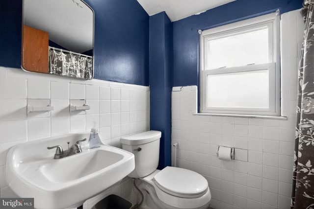 2411 HORSHAM RD, Hatboro, PA 19040