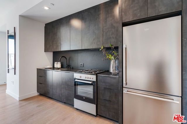10700 Tabor Street 407, Los Angeles, CA 90034