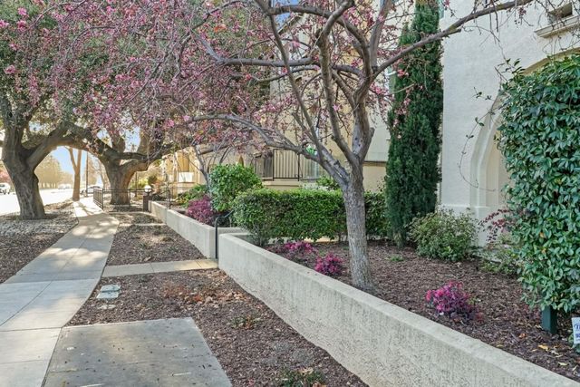 451 Chagall Street, Mountain View, CA 94041