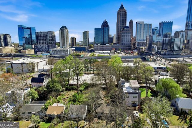 1211 Barnes Street NW, Atlanta, GA 30318