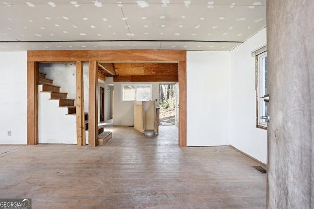 1211 Barnes Street NW, Atlanta, GA 30318