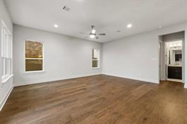 1328 Westborough LN, Leander, TX 78641