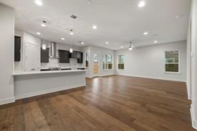 1328 Westborough LN, Leander, TX 78641