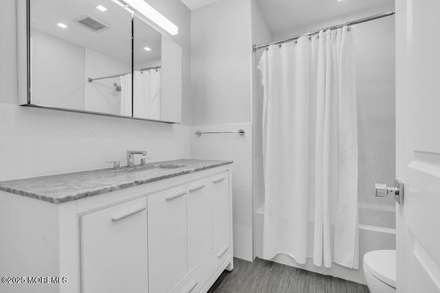 628 Patriots Way, Lakewood, NJ 08701