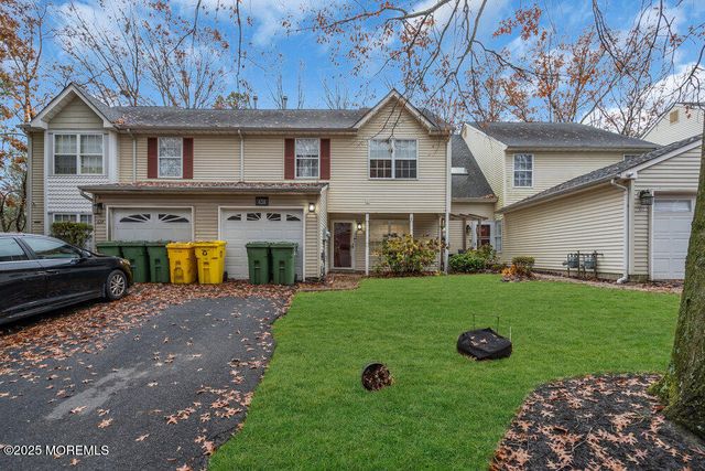 628 Patriots Way, Lakewood, NJ 08701