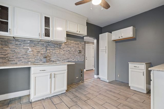 14902 Paulina Street, Harvey, IL 60426