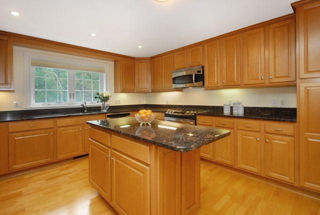 95 Conant St 413, Concord, MA 01742
