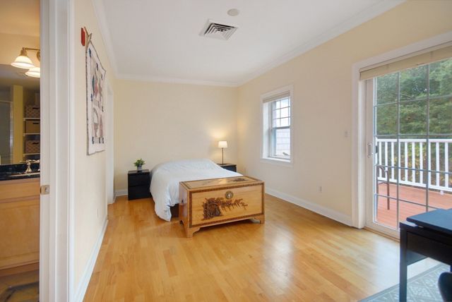 95 Conant St 413, Concord, MA 01742