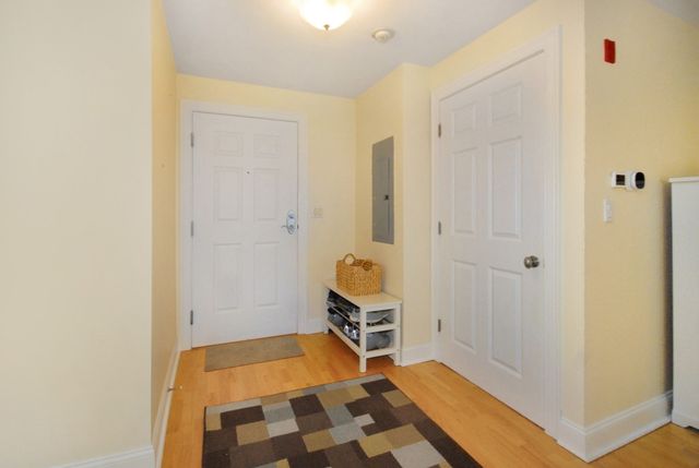95 Conant St 413, Concord, MA 01742