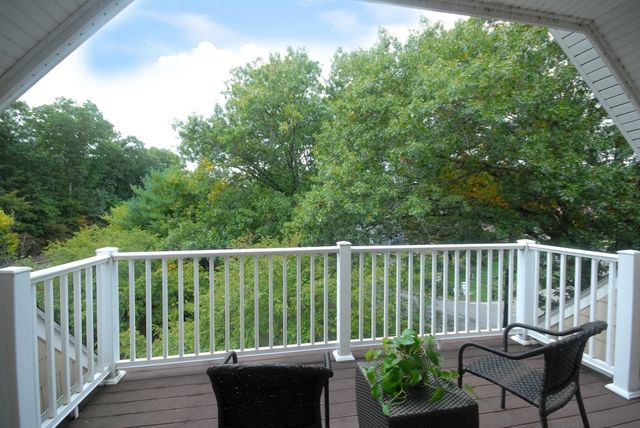 95 Conant St 413, Concord, MA 01742