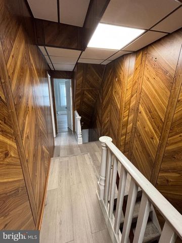 318 E MARSHALL ST, Norristown, PA 19401