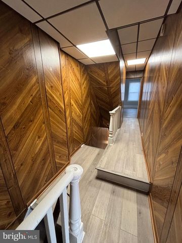 318 E MARSHALL ST, Norristown, PA 19401