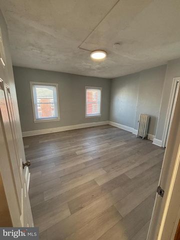 318 E MARSHALL ST, Norristown, PA 19401