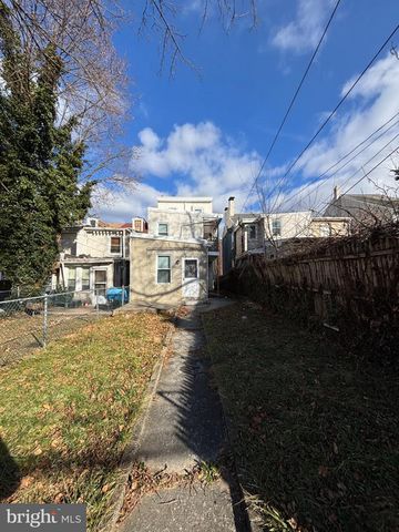 318 E MARSHALL ST, Norristown, PA 19401