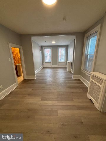 318 E MARSHALL ST, Norristown, PA 19401