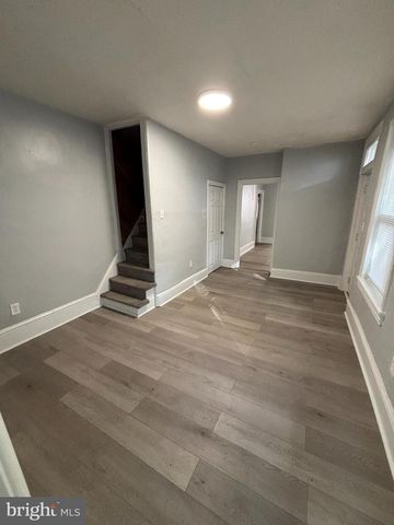 318 E MARSHALL ST, Norristown, PA 19401