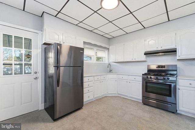 601 HUNTER ST, Gloucester City, NJ 08030