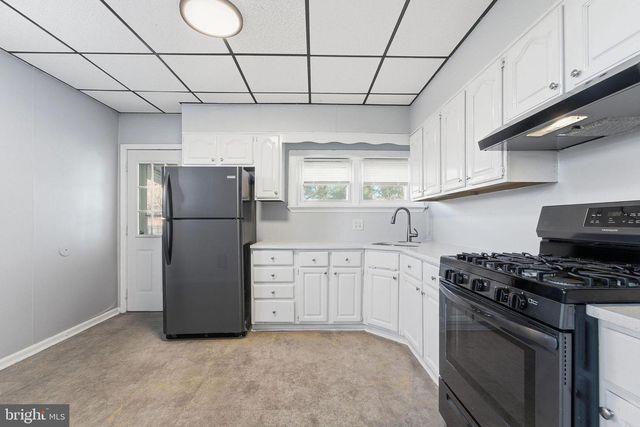 601 HUNTER ST, Gloucester City, NJ 08030