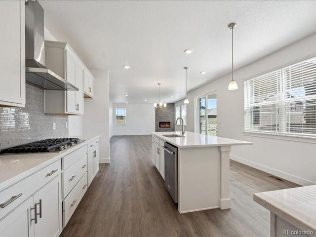 1930 Chaffee Crest Dr, Berthoud, CO 80513