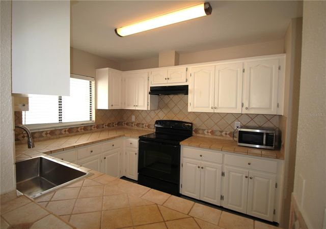 390 S WOODLANDS DRIVE, Oldsmar, FL 34677