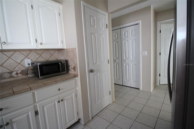 390 S WOODLANDS DRIVE, Oldsmar, FL 34677