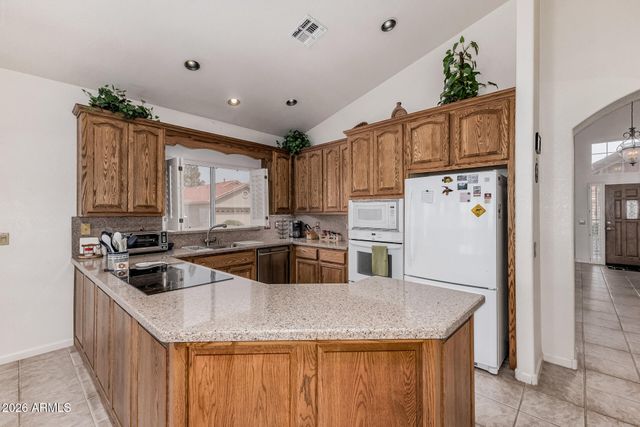 24622 S STONEY PATH Drive, Sun Lakes, AZ 85248