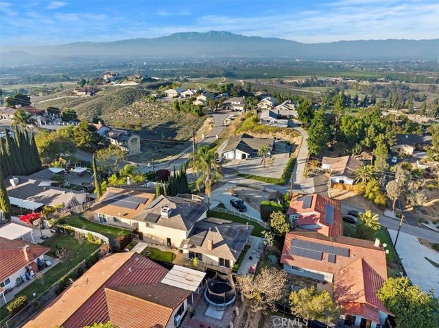 14119 El Mesa, Riverside, CA 92503